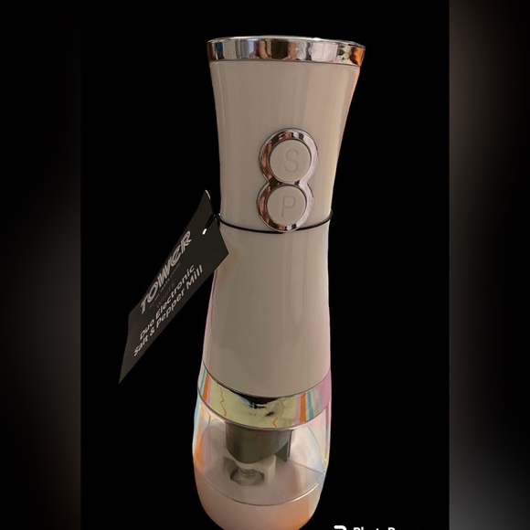 Salt and Pepper shakers/mills Stylish - Picture 2 of 3